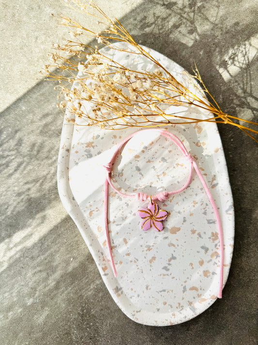Bracelet ajustable frangipanier pastel